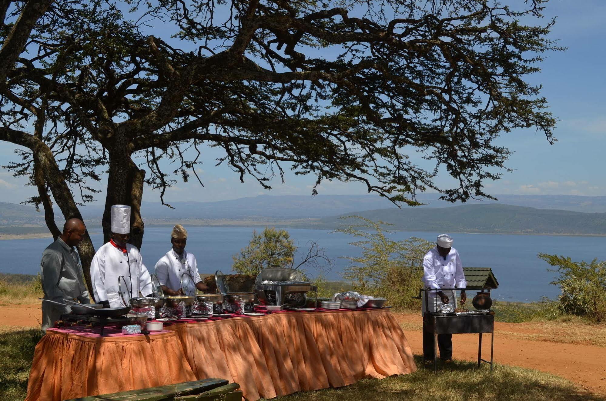 Отель Mbweha Camp Elmenteita Экстерьер фото