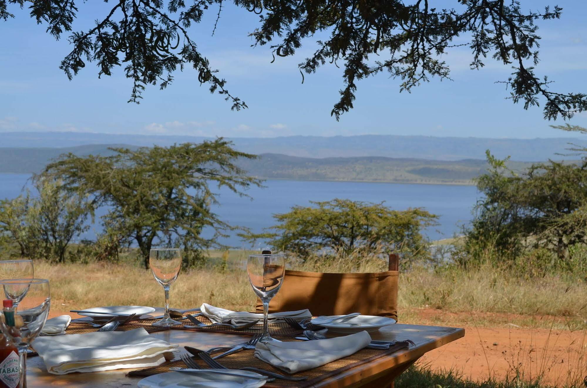 Отель Mbweha Camp Elmenteita Экстерьер фото